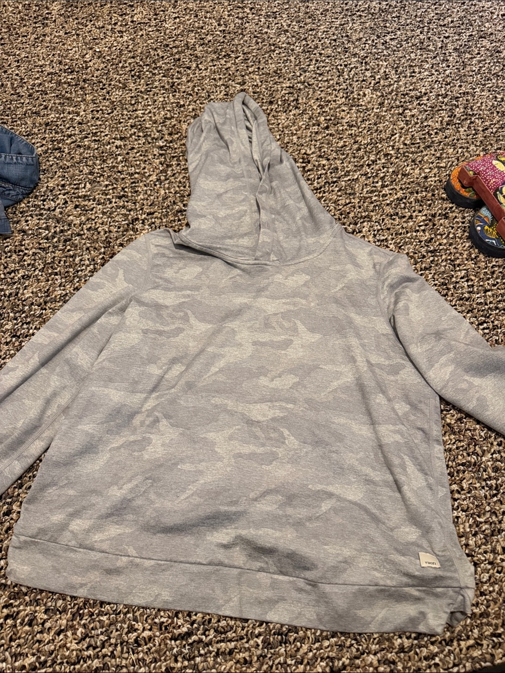 Vuori - Light Gray Camo hoodie